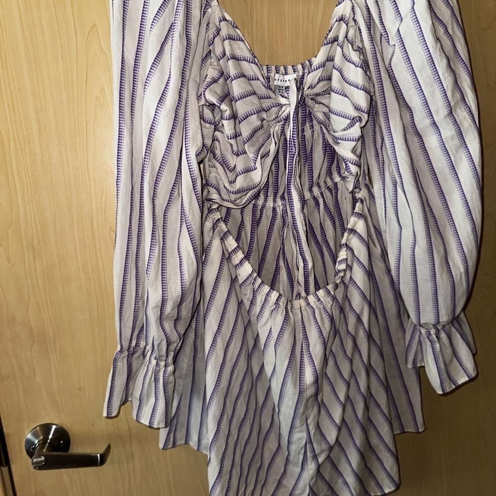 Cute romper !! Perfect for summer - Picture 2 of 3